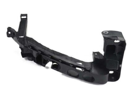AUDİ FAR ALT BRAKETİ SAĞ A3 2009-