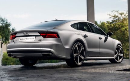 AUDİ ARKA TAMPON DİFÜZÖRÜ S-LİNE A7 2015-