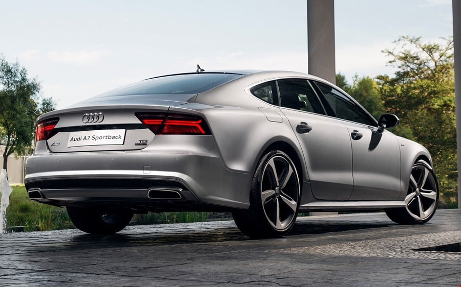 AUDİ ARKA TAMPON DİFÜZÖRÜ S-LİNE A7 2015- AUDİ ARKA TAMPON DİFÜZÖRÜ S-LİNE A7 2015-