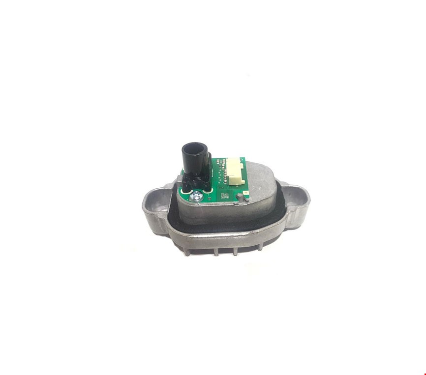 BMW ÖN FAR LED MODÜLÜ 6 PİN F30 LCI 2015- BMW ÖN FAR LED MODÜLÜ 6 PİN F30 LCI 2015-