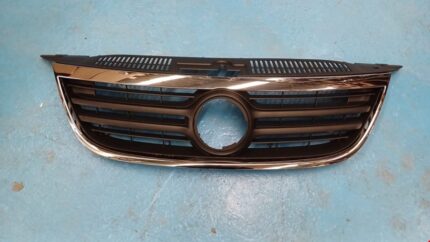 VOLKSWAGEN ÖN PANJUR (KROM ÇERÇEVE İÇİ SİYAH) TİGUAN 2009-