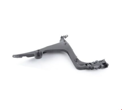 AUDİ ARKA TAMPON BRAKETİ SAĞ A3 2009-