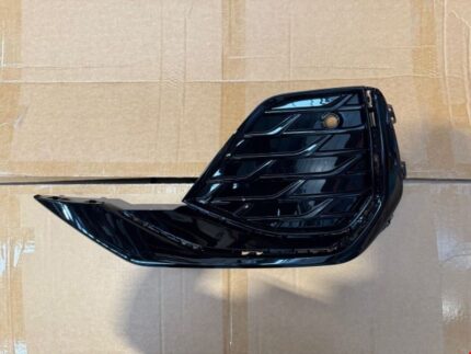 AUDİ ÖN TAMPON IZGARASI SOL A3 2024-