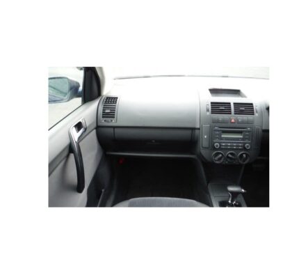 VOLKSWAGEN ÖN KAPI İÇ KOLU SAĞ POLO 2005-