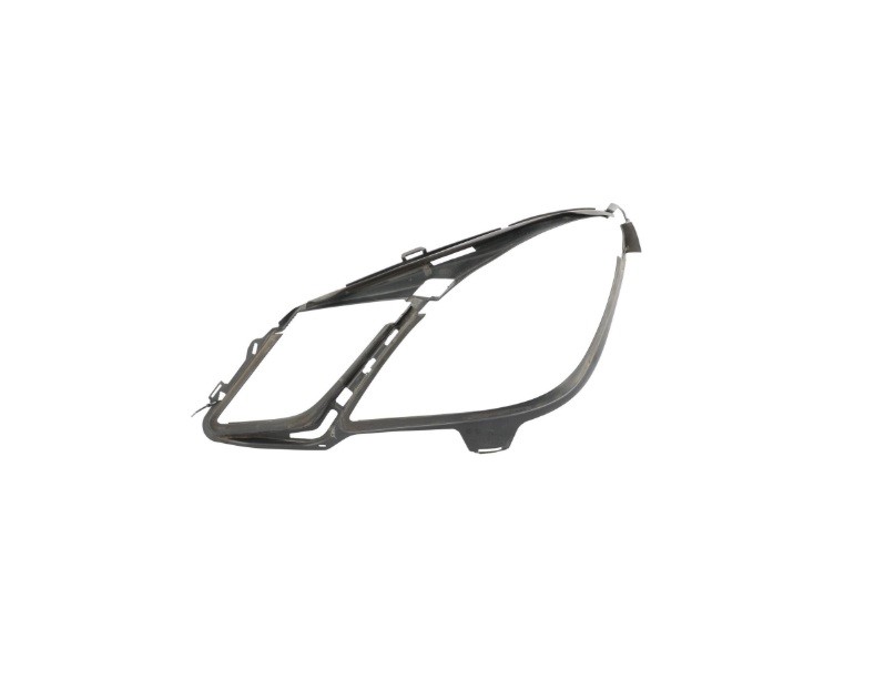 MERCEDES ÖN SOL FAR ÇERÇEVE LASTİK KAPLAMASI W212 2009- MERCEDES ÖN SOL FAR ÇERÇEVE LASTİK KAPLAMASI W212 2009-